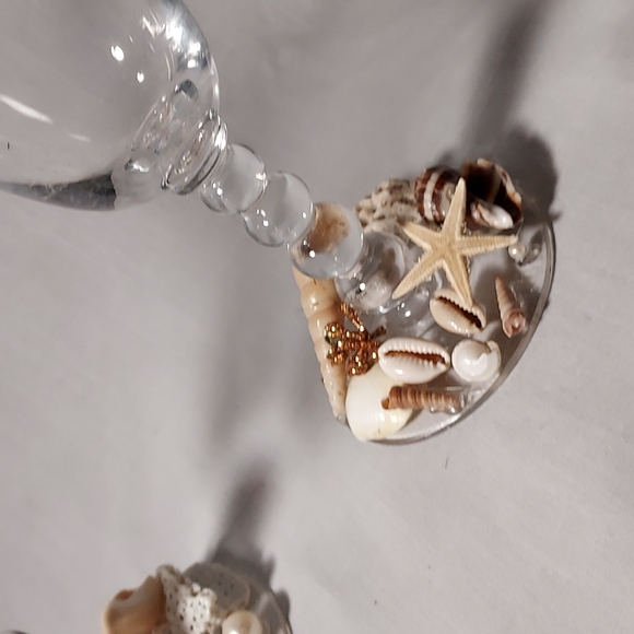 Handmade Shell Art Water Wine Glasses Set of 2 - Picture 3 of 6